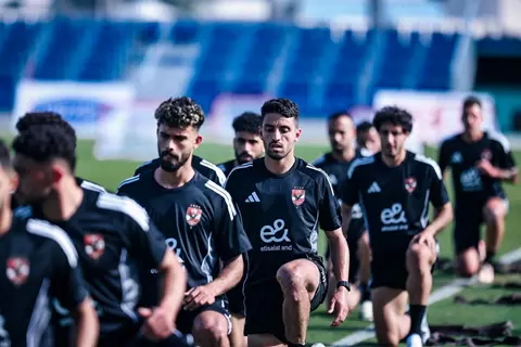 محاضرة فيديو من ريبيرو.. الأهلي يخوض مرانه الثاني في أمريكا (صور)